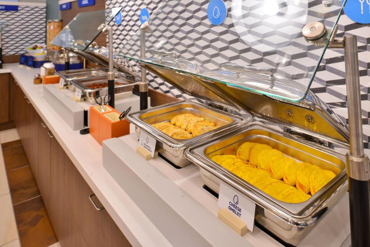Holiday Inn Express Johnson City By Ihg Esterno foto